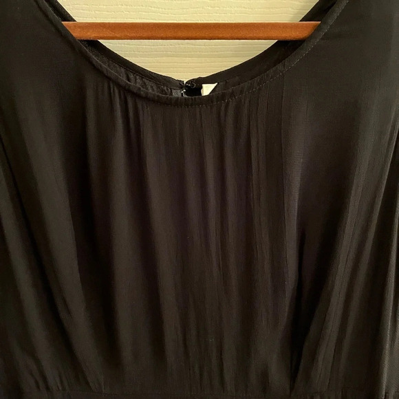 BLACK~VINTAGE~MIDI~FLORAL ACCENT DESIGN~SLEEVELESS~ 10 - Picture 5 of 8